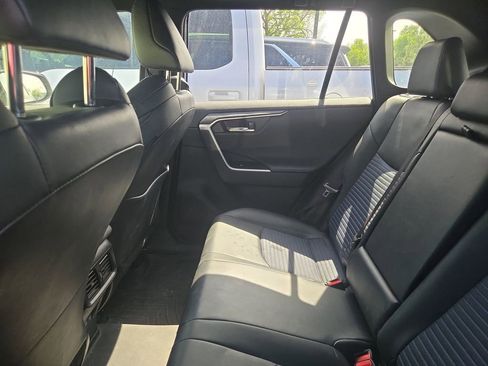 Used 2019 Toyota RAV4 XSE w/ XSE Weather Package AWD/4WD image 6