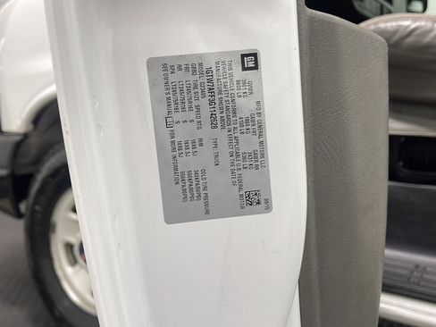 Used 2016 GMC Savana 2500 RWD image 23