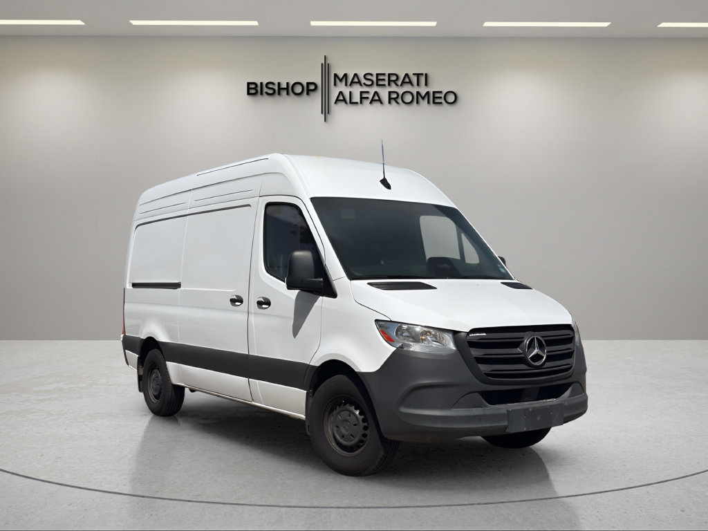 Used 2025 Mercedes-Benz Sprinter 2500 image 1