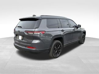 Used 2024 Jeep Grand Cherokee L Laredo AWD/4WD video 3