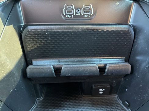 Used 2020 RAM 1500 Laramie w/ Sport Appearance Package image 45