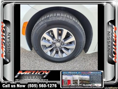 Used 2020 Chrysler Pacifica Limited image 17