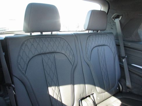 Used 2026 BMW ALPINA XB7 image 23