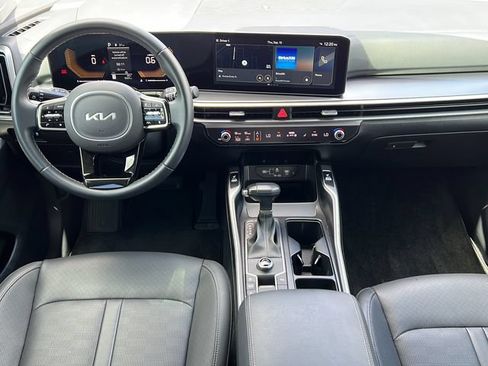 Used 2025 Kia Sorento S w/ Panoramic Sunroof Package FWD image 14