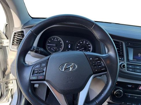 Used 2017 Hyundai Tucson Sport AWD/4WD image 12