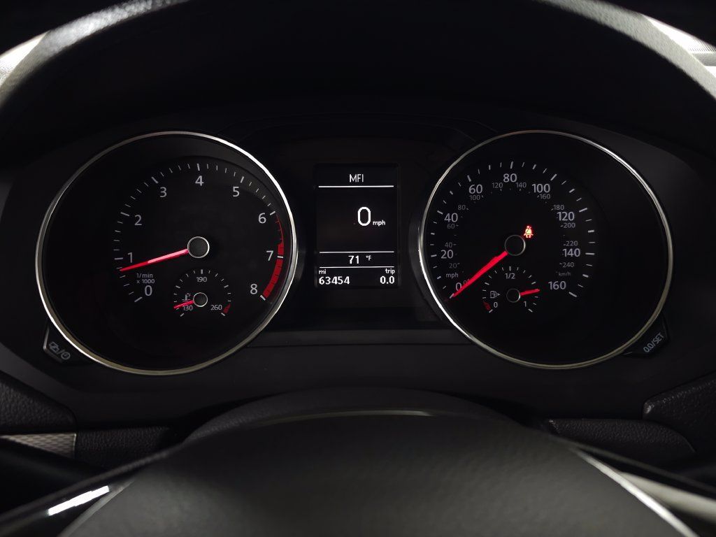 Used 2015 Volkswagen Jetta SE FWD image 17