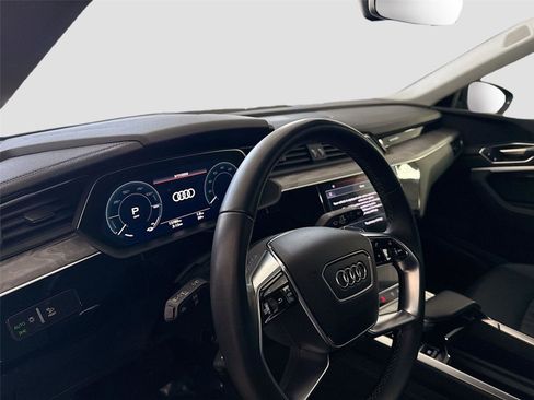 Certified 2024 Audi Q8 e-tron Premium Plus image 9