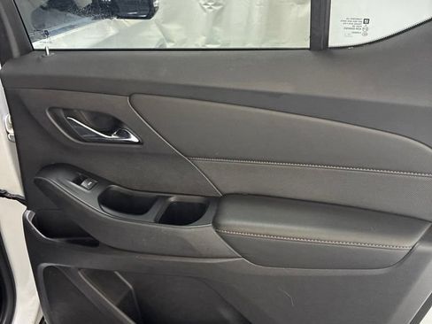 Used 2018 Chevrolet Traverse Premier w/ Redline Edition AWD/4WD image 25