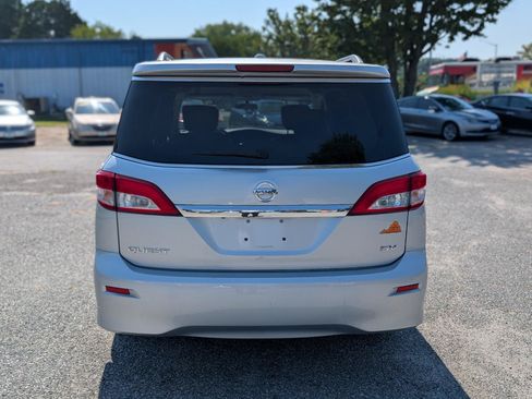 Used 2017 Nissan Quest SV FWD image 4