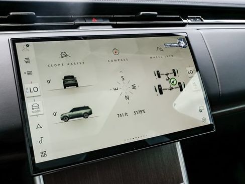 New 2026 Land Rover Range Rover SE AWD/4WD image 33