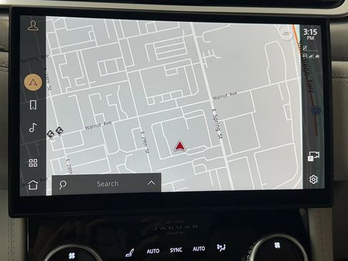 Used 2024 Jaguar F-PACE R-Dynamic S image 23