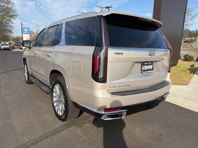 Used 2023 Cadillac Escalade Premium Luxury RWD image 5
