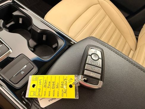 Used 2020 Ford Edge SEL w/ Convenience Package AWD/4WD image 36