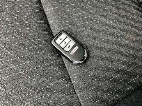 Used 2019 Honda Fit EX image 32