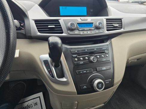 Used 2011 Honda Odyssey EX image 52