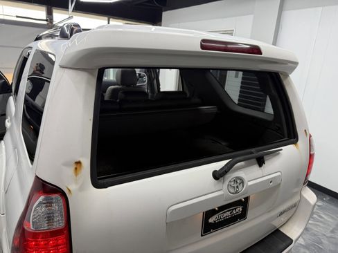 Used 2006 Toyota 4Runner Limited image 23