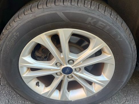 Used 2018 Ford Escape SEL image 26