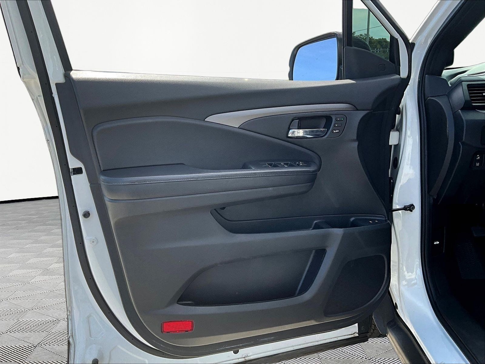 Used 2020 Honda Passport EX-L image 19