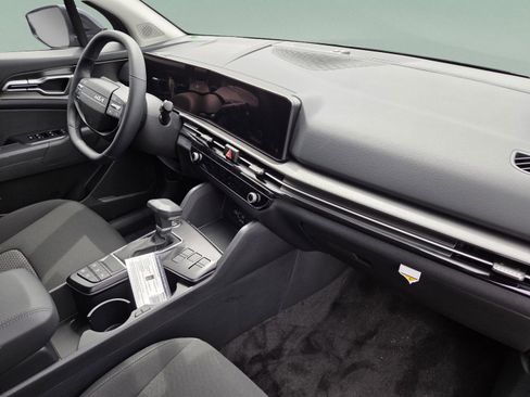 New 2026 Kia Sportage LX FWD image 20