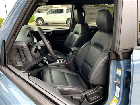 New 2025 Ford Bronco Badlands w/ Sasquatch Package image 9