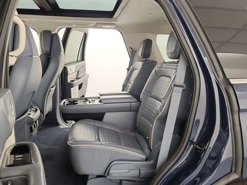 Used 2018 Lincoln Navigator Black Label image 42