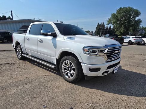 Used 2024 RAM 1500 Limited w/ Body Color Bumper Group AWD/4WD image 4