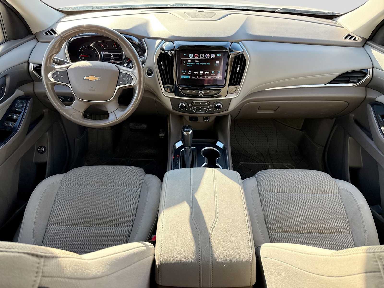 Used 2019 Chevrolet Traverse LT w/ LPO, Floor Liner Package AWD/4WD image 14