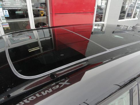 Used 2017 MINI Cooper Clubman S image 8