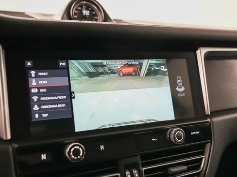 Used 2023 Porsche Macan GTS AWD/4WD image 31