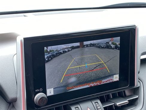 Certified 2025 Toyota RAV4 XLE Premium image 28