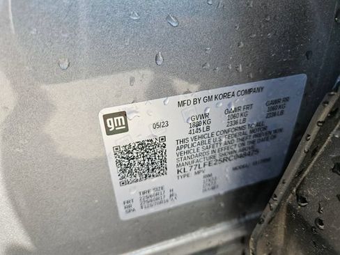 Used 2024 Chevrolet Trax LS w/ Driver Confidence Package FWD image 30