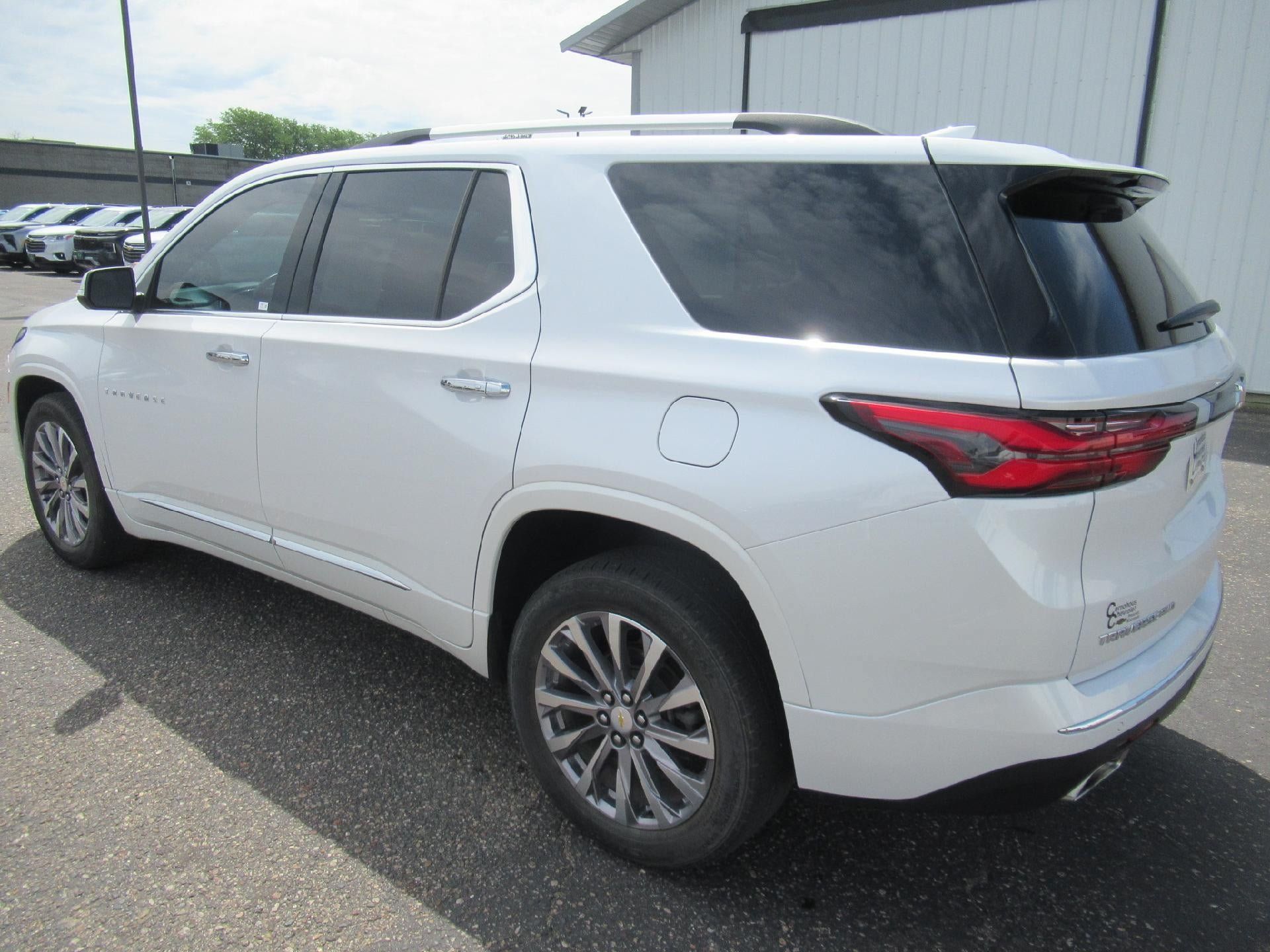 Certified 2022 Chevrolet Traverse Premier w/ LPO, Floor Liner Package AWD/4WD image 8