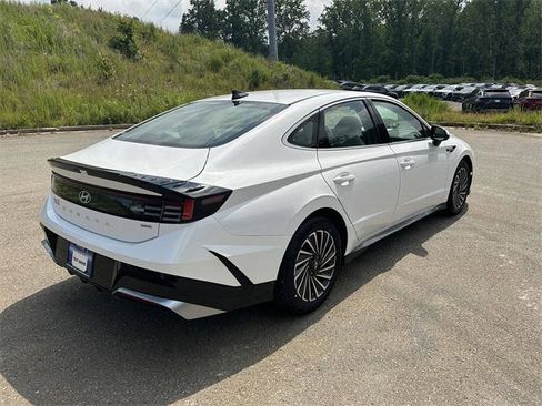 New 2025 Hyundai Sonata SEL image 5