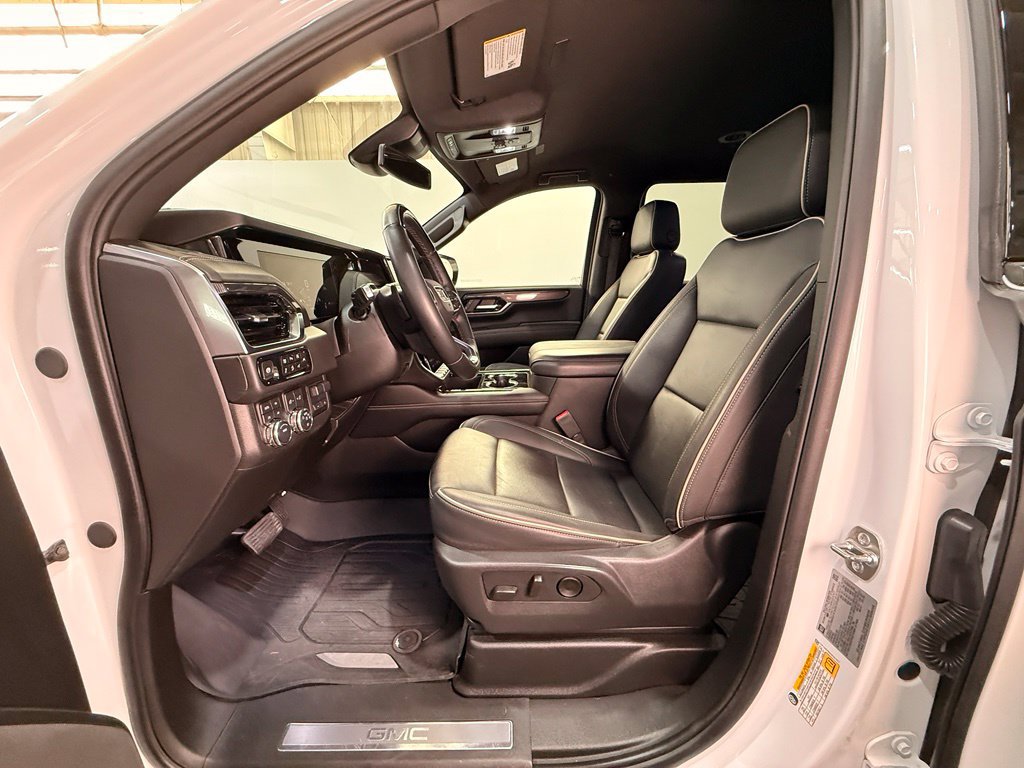 Certified 2025 GMC Yukon XL Elevation AWD/4WD image 18