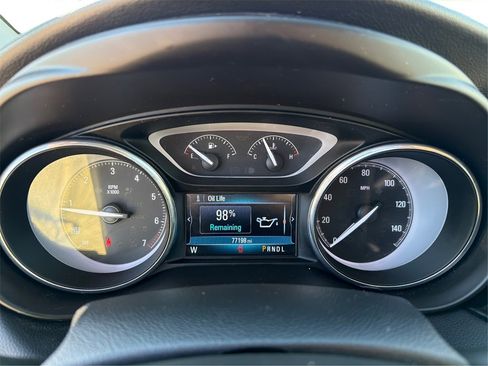 Used 2020 Buick Envision Base image 16