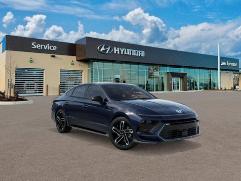 New 2026 Hyundai Sonata N Line FWD image 2