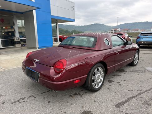 Used 2004 Ford Thunderbird RWD image 4