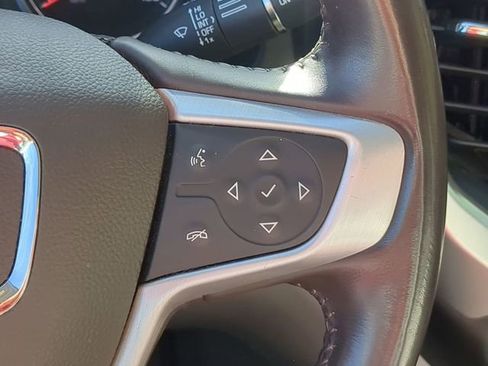 Used 2018 GMC Acadia SLT image 22