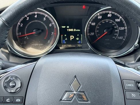 Used 2024 Mitsubishi Outlander Sport SE AWD/4WD image 16