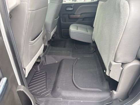 Used 2018 GMC Sierra 1500 SLT w/ SLT Premium Package image 29