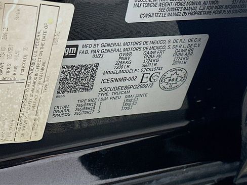 Used 2023 Chevrolet Silverado 1500 RST image 36