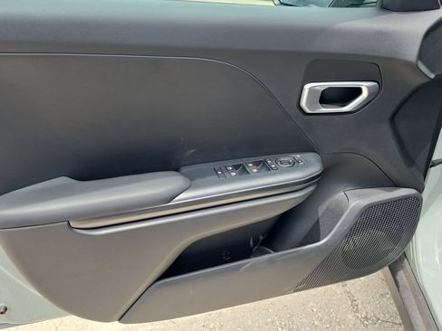 New 2026 Kia K4 FWD image 17