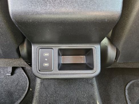 Used 2025 Kia K4 LXS image 11