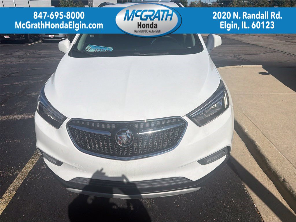 Used 2022 Buick Encore Preferred AWD/4WD image 1