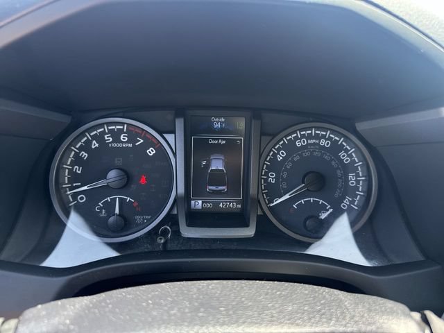 Used 2023 Toyota Tacoma TRD Sport w/ Advanced Technology Package AWD/4WD image 18