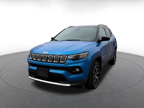 Used 2025 Jeep Compass Limited AWD/4WD image 7