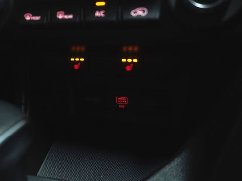 Used 2020 Kia Sportage S image 19