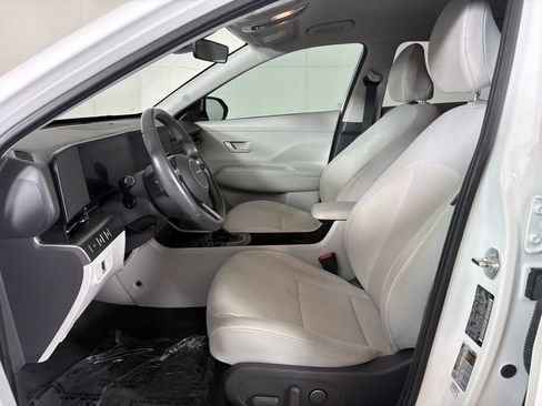 Used 2024 Hyundai Kona SEL FWD image 20