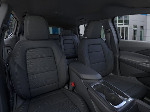 New 2026 Chevrolet Equinox EV LT image 16