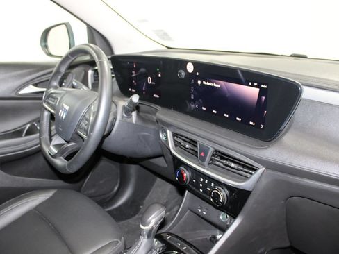 Used 2024 Buick Encore GX Sport Touring FWD image 24